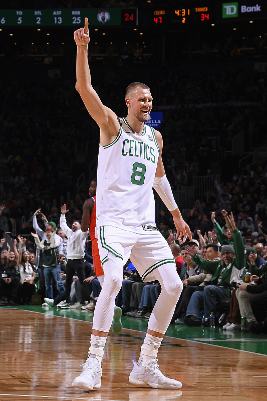 凯尔特人老将表现稳定，为球队贡献不可或缺力量的简单介绍