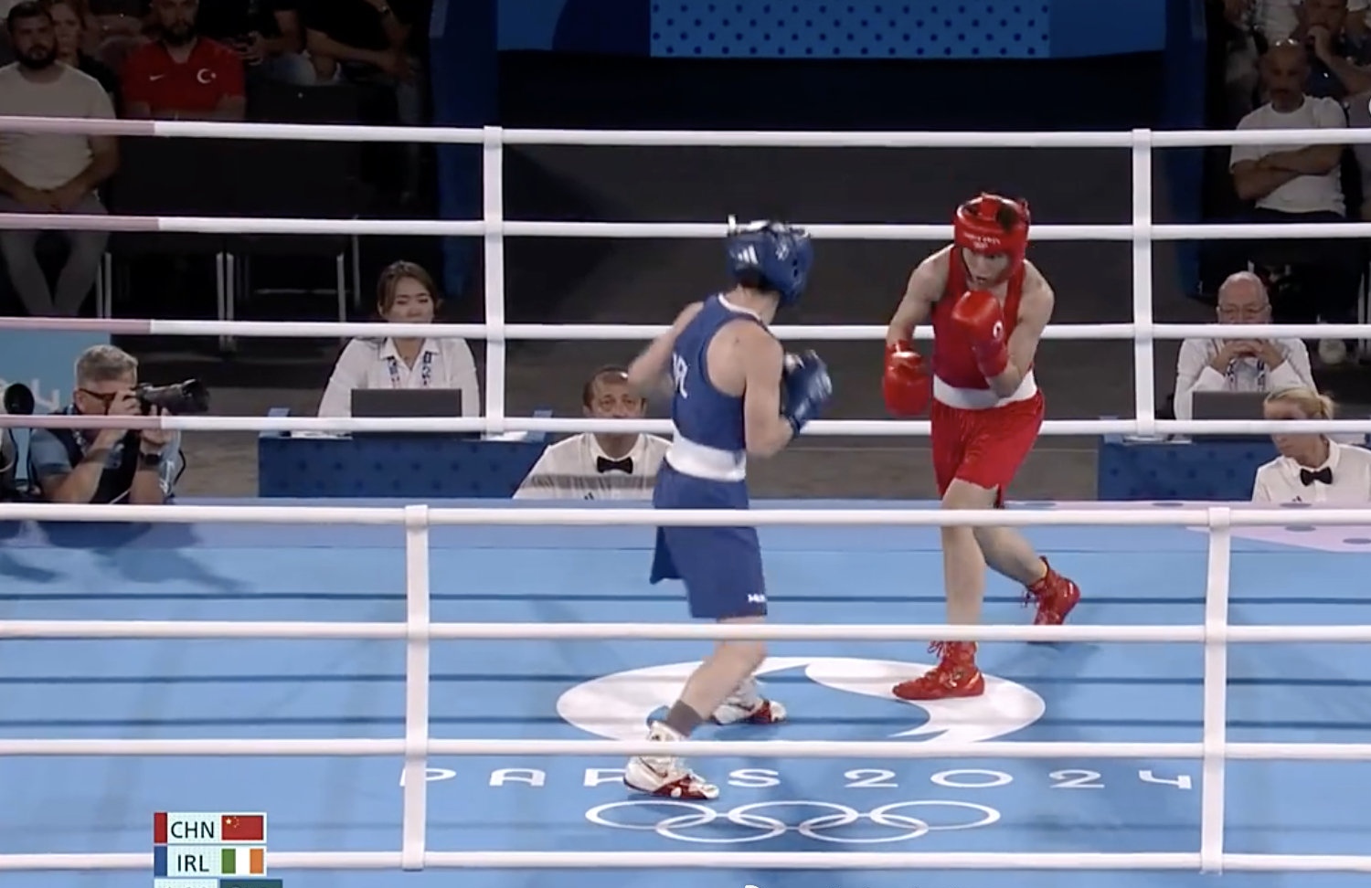 爱尔兰拳击手精彩击败对手晋级决赛 爱尔兰拳击手精彩击败对手晋级决赛