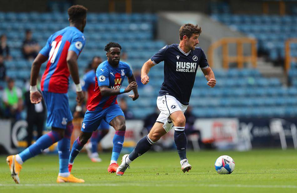 利兹联豪取三分，保级前景稍稍乐观