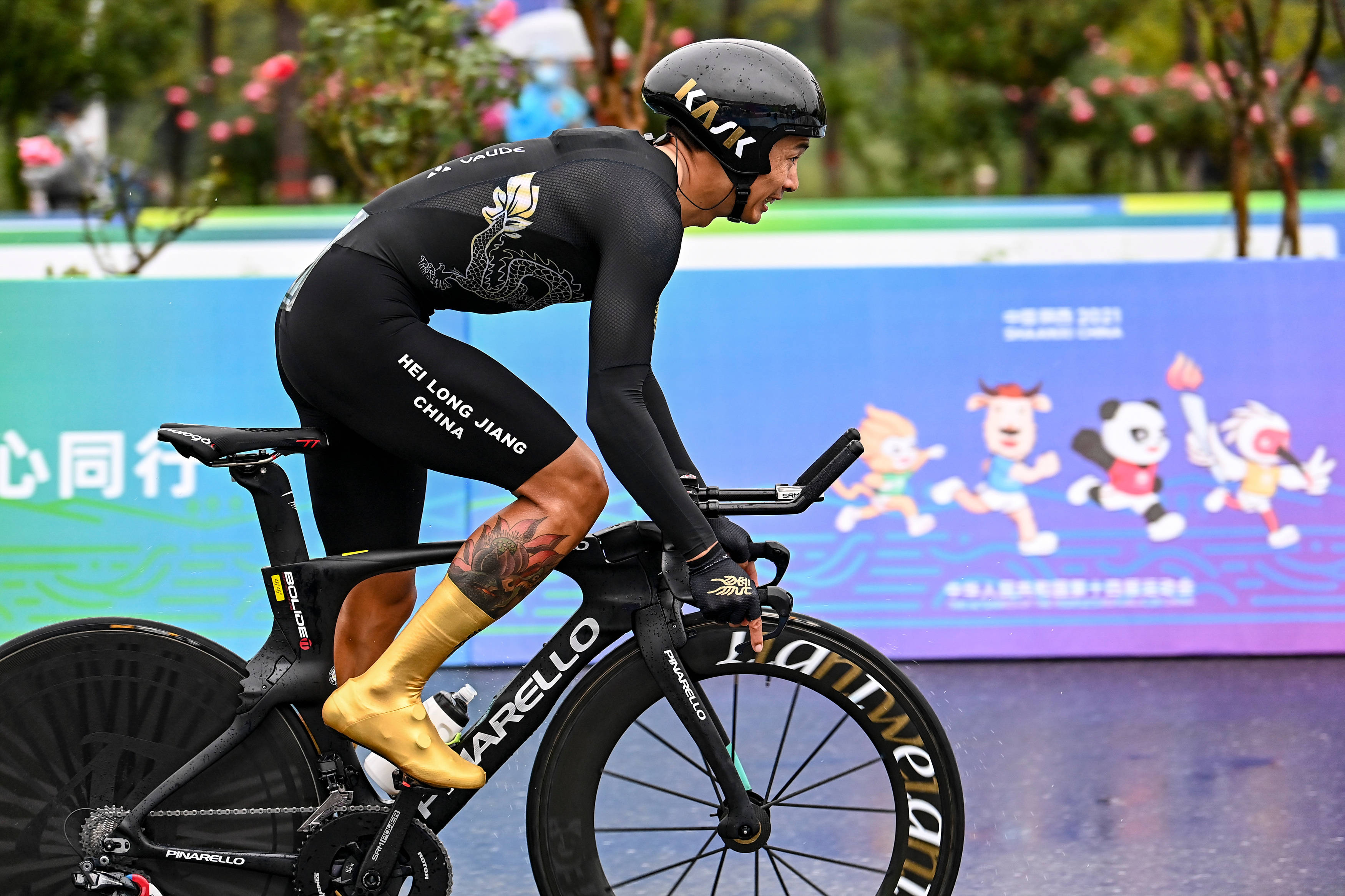 加拿大男子自行车队刷新团体追逐赛记录的简单介绍