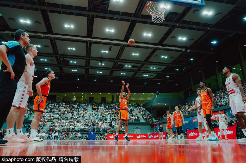 包含篮球顶级赛事即将展开,各国队伍纷纷备战的词条 包含篮球顶级赛事即将展开,各国队伍纷纷备战的词条