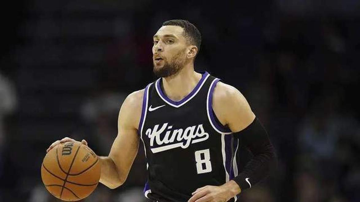 拉文四个失误次轮负总分