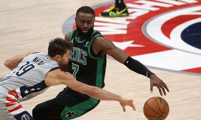 凯尔特人客场大胜老鹰，杰伦-布朗助攻24分