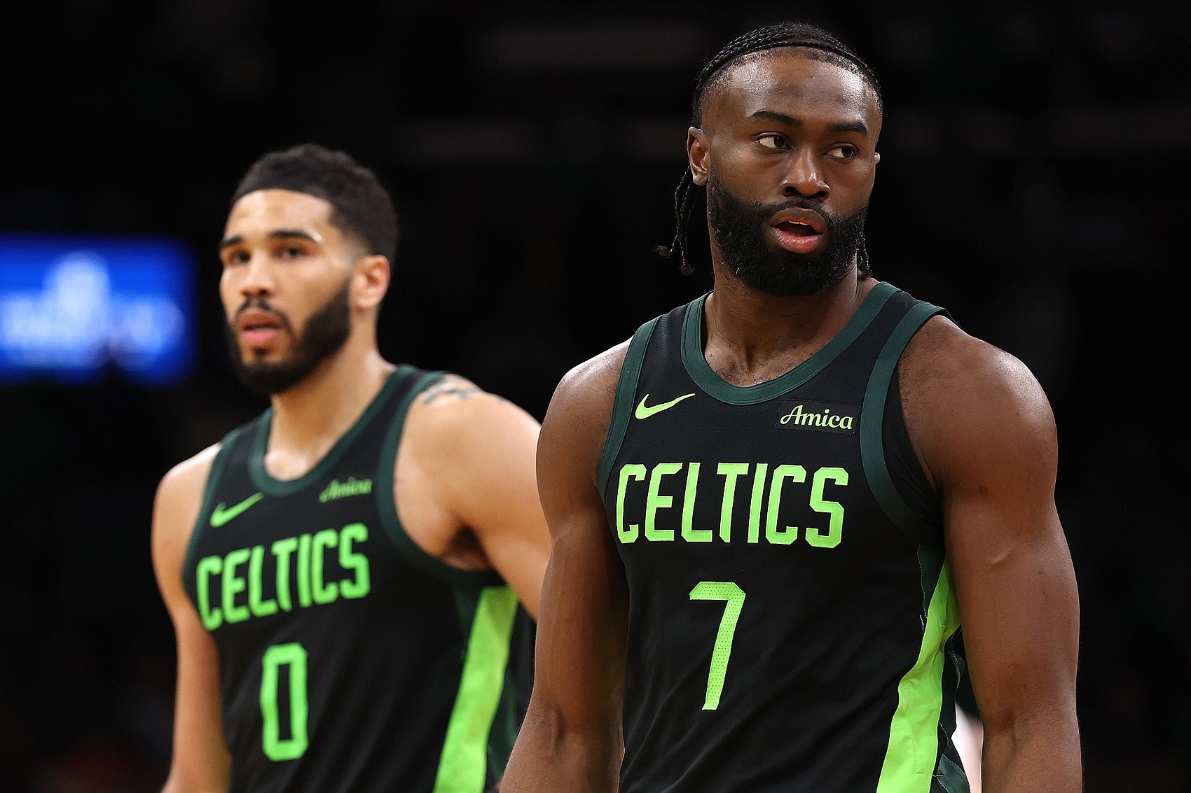 凯尔特人客场大胜老鹰，杰伦-布朗助攻24分