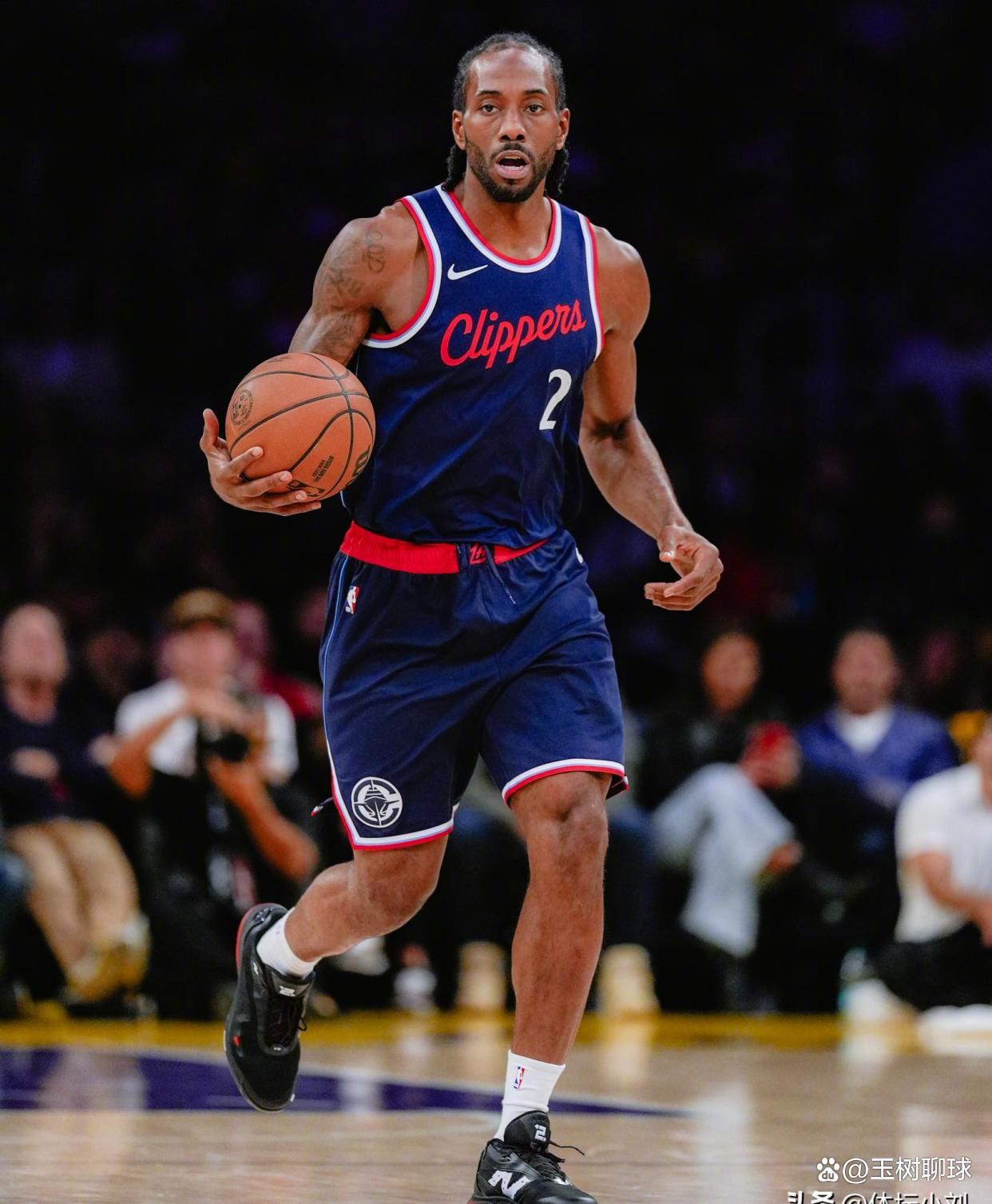 快船惨败湖人,莱昂纳德表现平平 快船惨败湖人,莱昂纳德表现平平