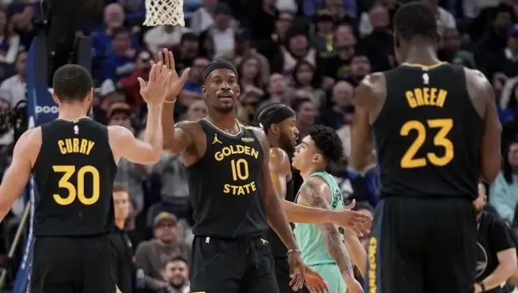 勇士主场击败掘金,取得三连胜的简单介绍 勇士主场击败掘金,取得三连胜的简单介绍