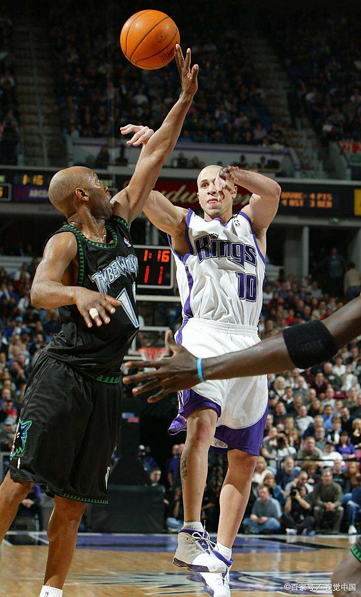 公牛豪取横扫，击败黄蜂