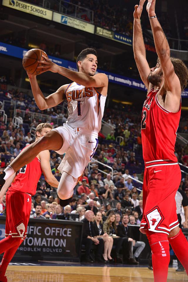 骑士大胜爵士，全队配合获得胜利操控领先的简单介绍