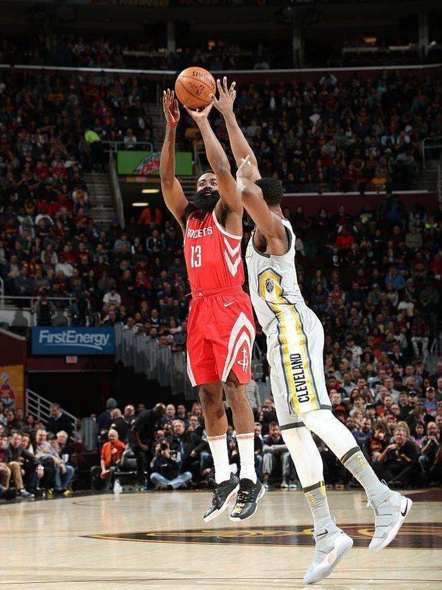 山西队翻盘骑士,保罗点燃赛场 山西队翻盘骑士,保罗点燃赛场